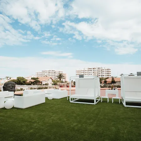 Hotel Poseidon & - Designed For Adults