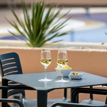 Poseidon & - Designed For Adults Hotel